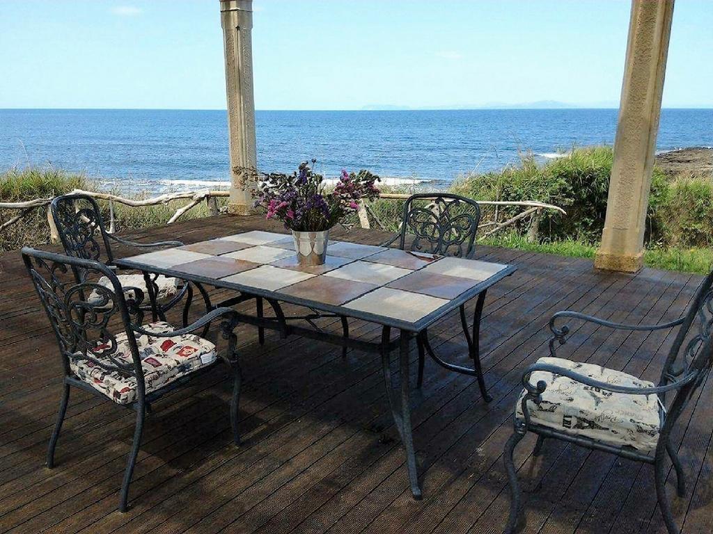 Sea Breeze Ena Apartment Korakokhórion Екстериор снимка